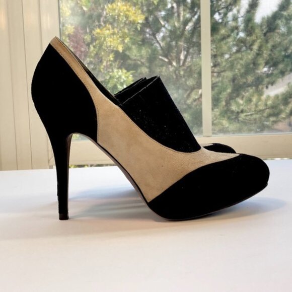 Donald J. Pliner Black and Gray Colorblock Booties - Picture 4 of 9